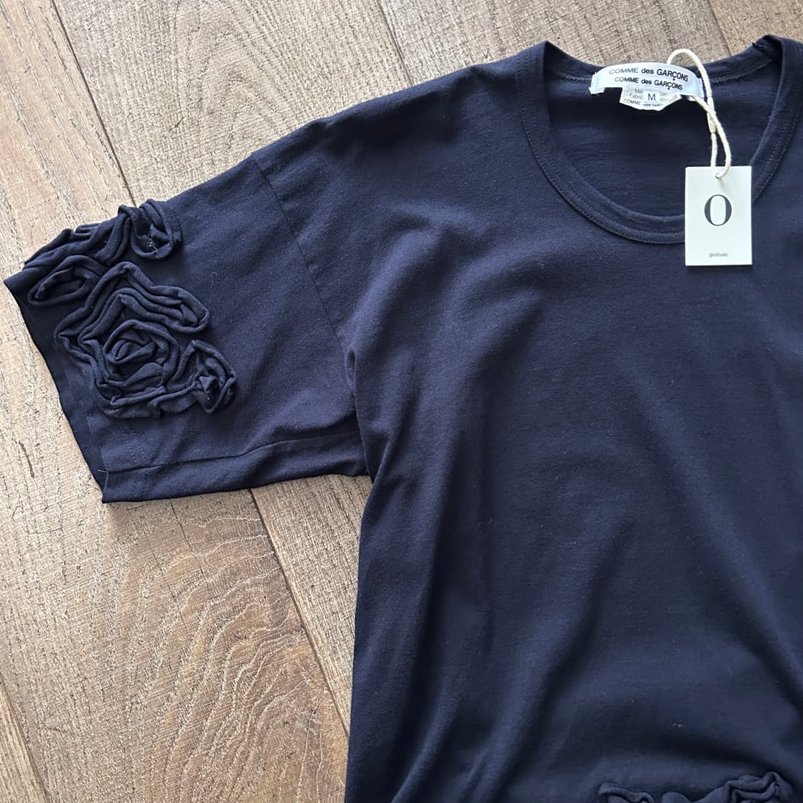 Rose Motif Half T 상품이미지4