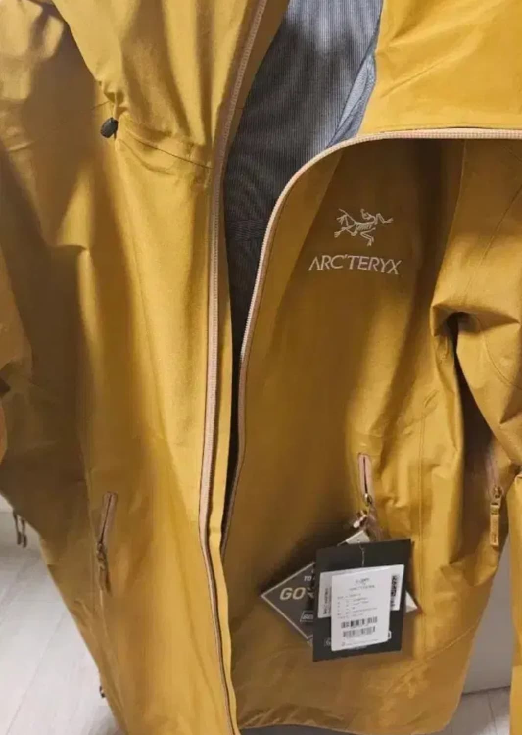 아크테릭스 베타 lt M 사이즈  유콘 색상 새상품 상품이미지1