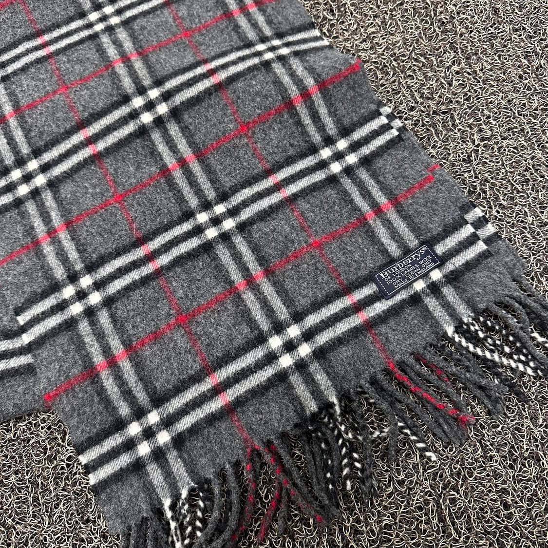 버버리 램스울 체크 머플러 목도리 그레이 상품이미지3