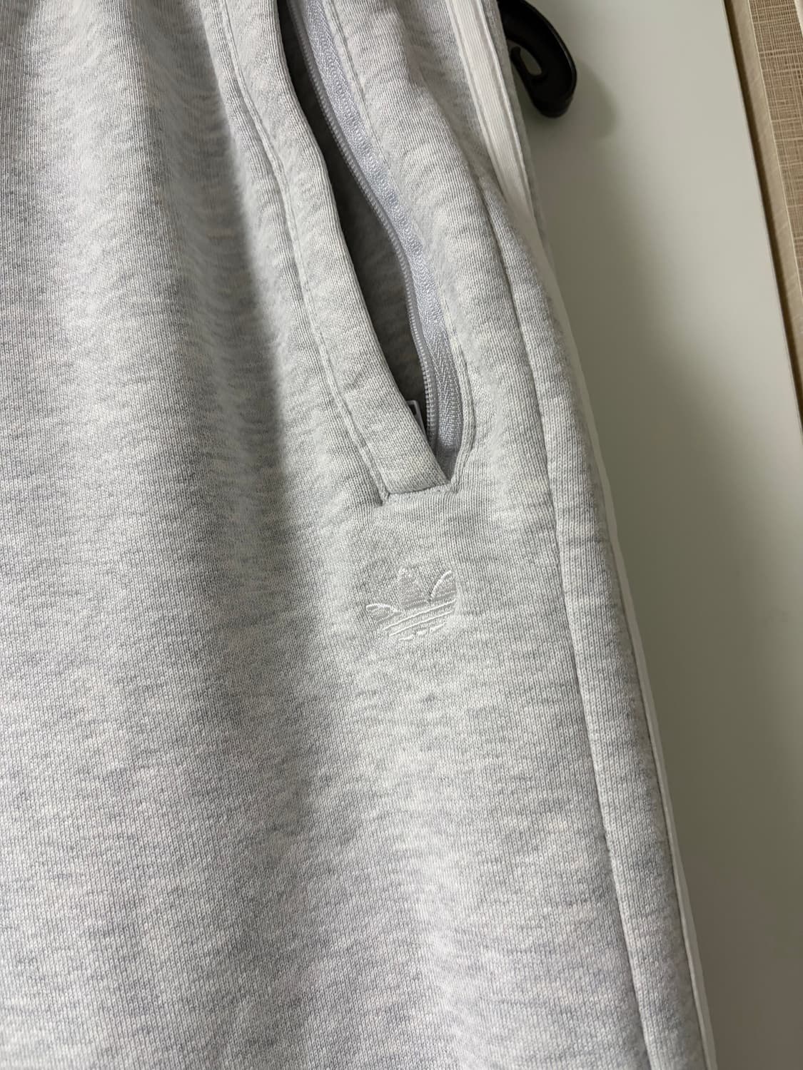 아디다스 그레이 조거팬츠 상품이미지2