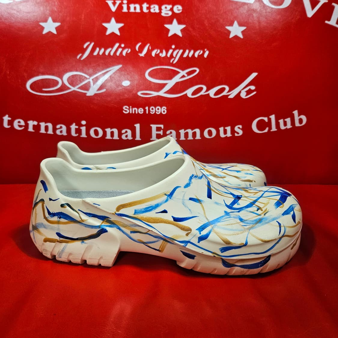 버캔스탁 페인팅 커스텀 클로그
43 size 상품이미지4