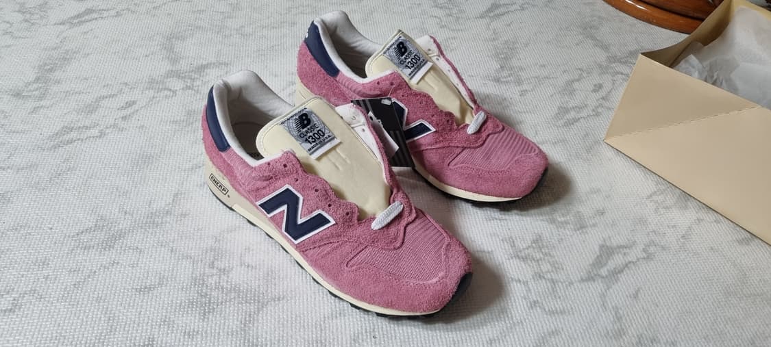 뉴발란스 1300 에임레온도르 더스티 핑크 285 상품이미지2
