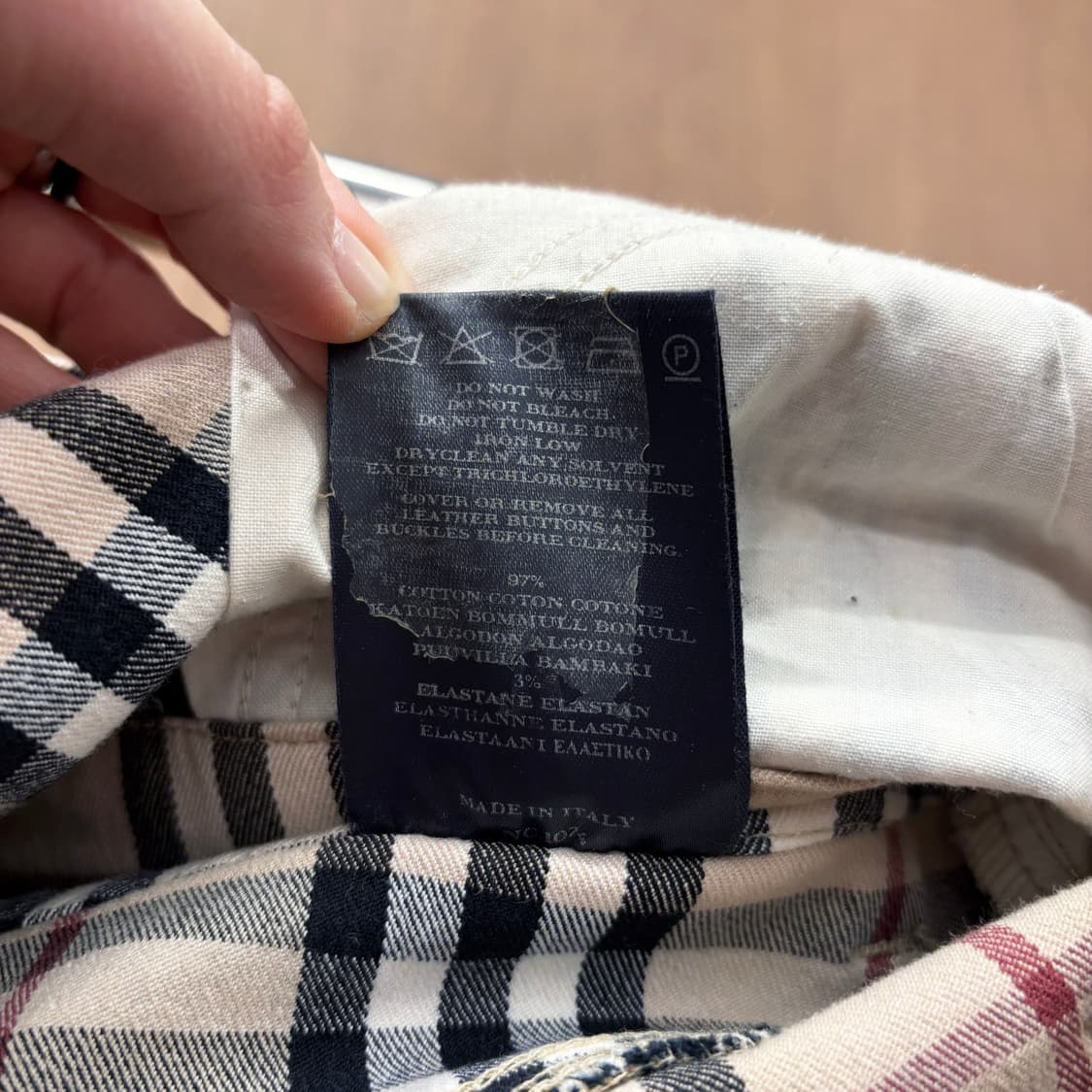 버버리 런던 코튼 미니 스커트 빈티지 노바 체크 패턴 포켓 디테일 베이지 상품이미지7