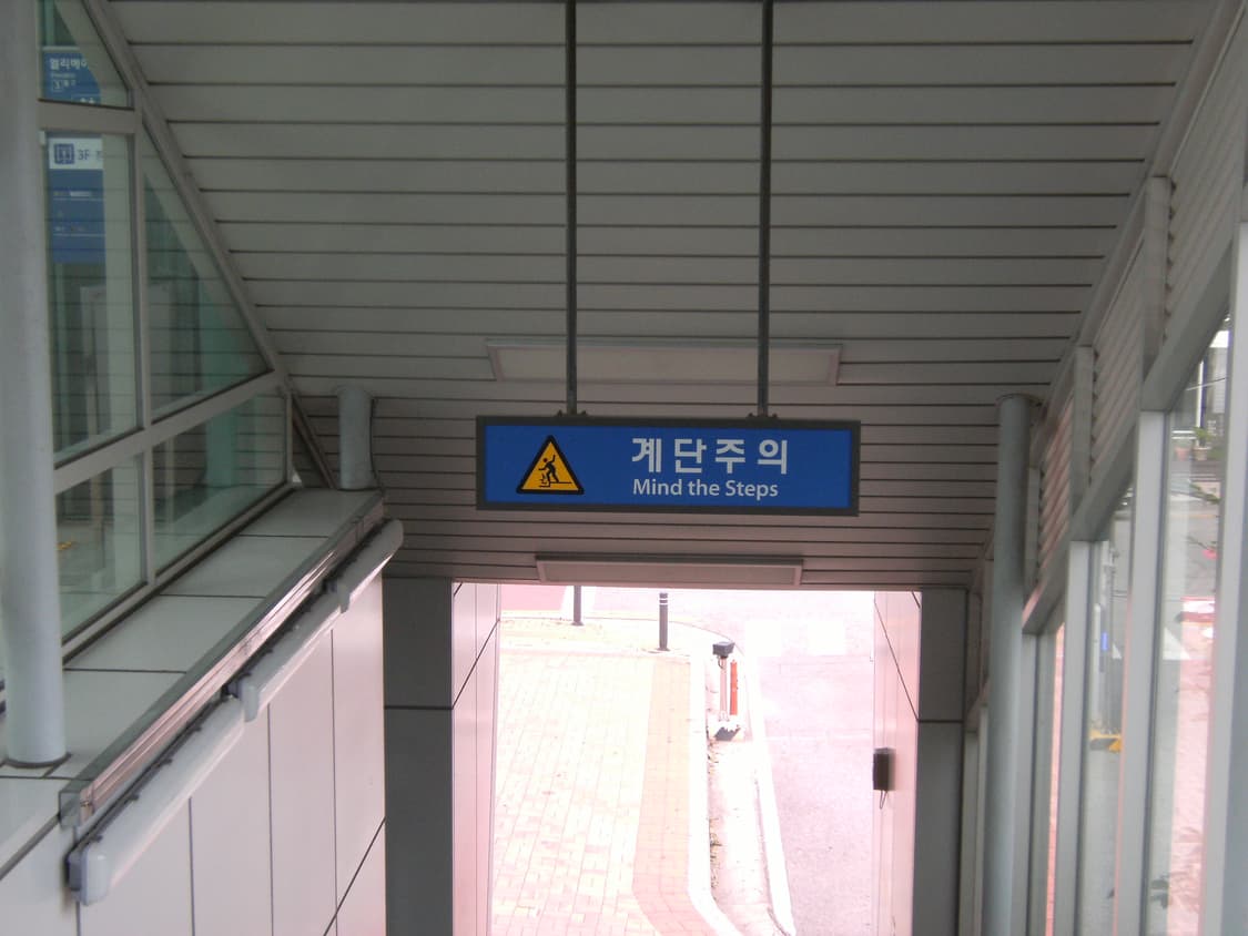  후지필름 파인픽스 F480 🖤- 빈티지 디카 디지털 카메라  상품이미지8