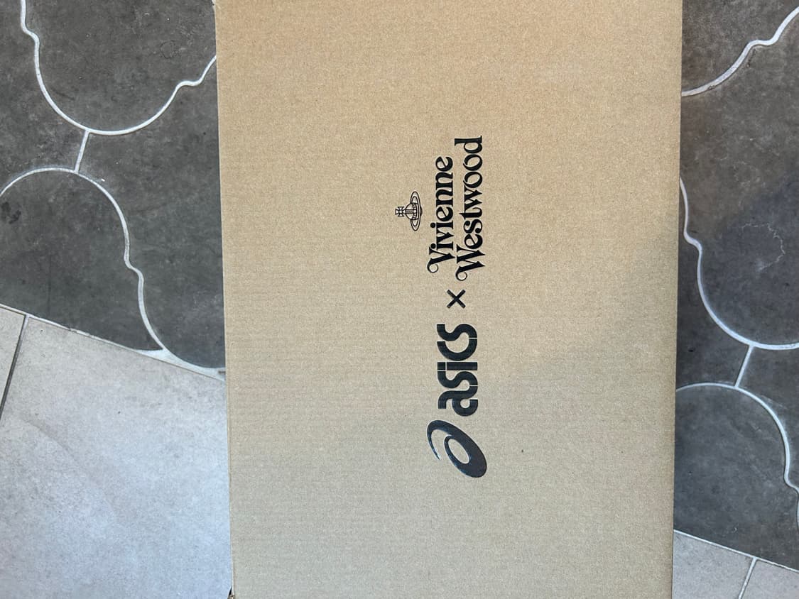 아식스x비비안웨스트우드 콜라보 젤 카야노 상품이미지10