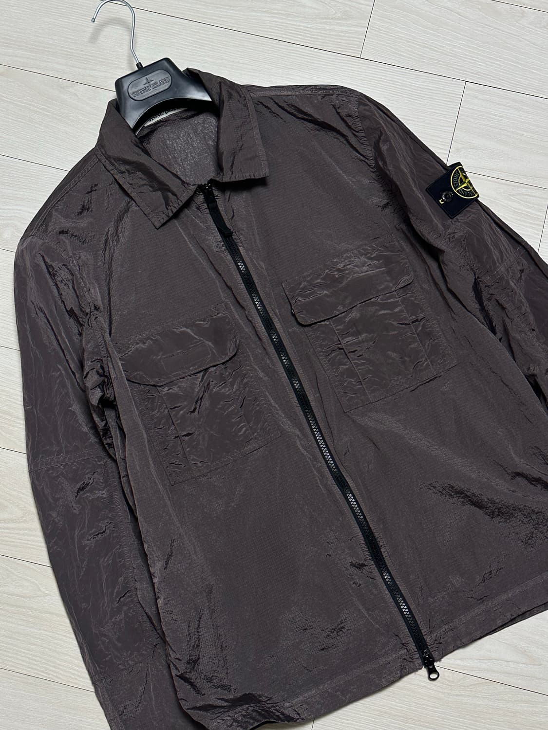 스톤아일랜드 나일론메탈 자켓 19ss L(100-105) 국내판 상품이미지3