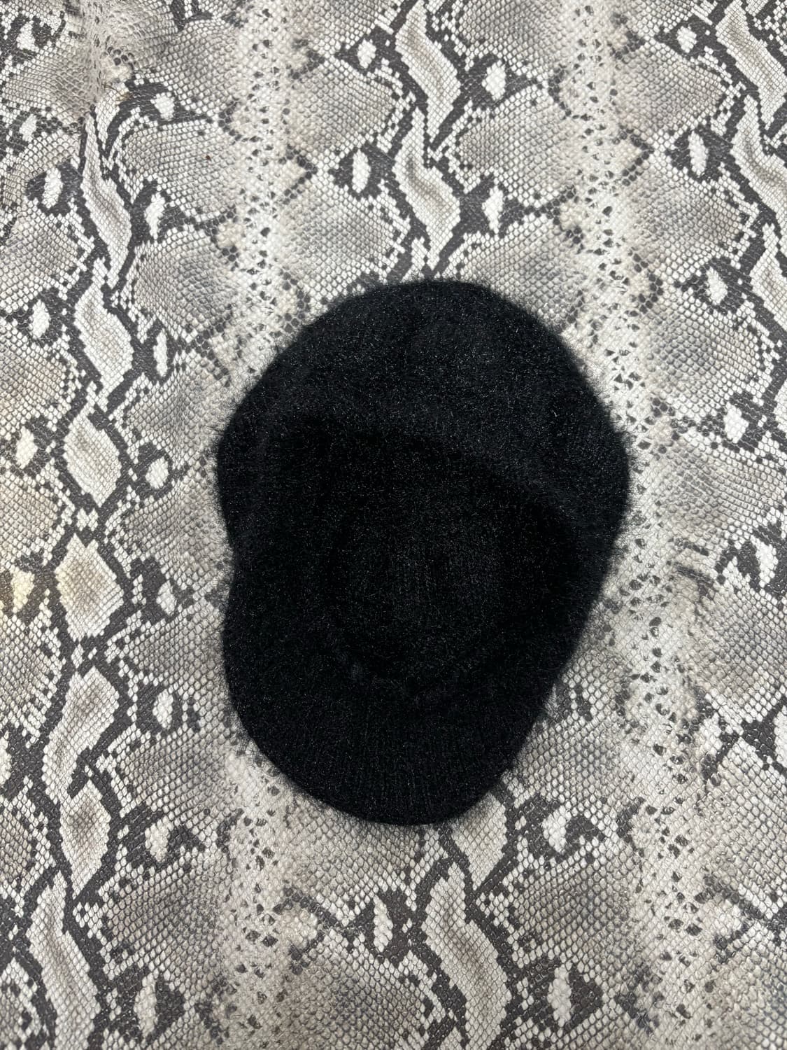 2. Ribbon Detail Black Fur Cap (여성 Free) 상품이미지4