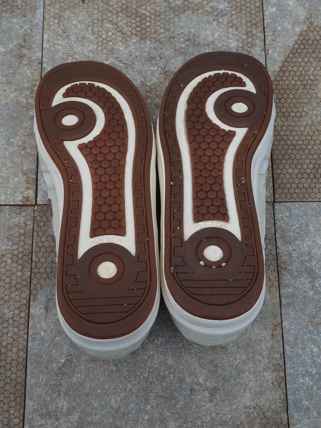 (230)뉴발란스 wrt 300 상품이미지10