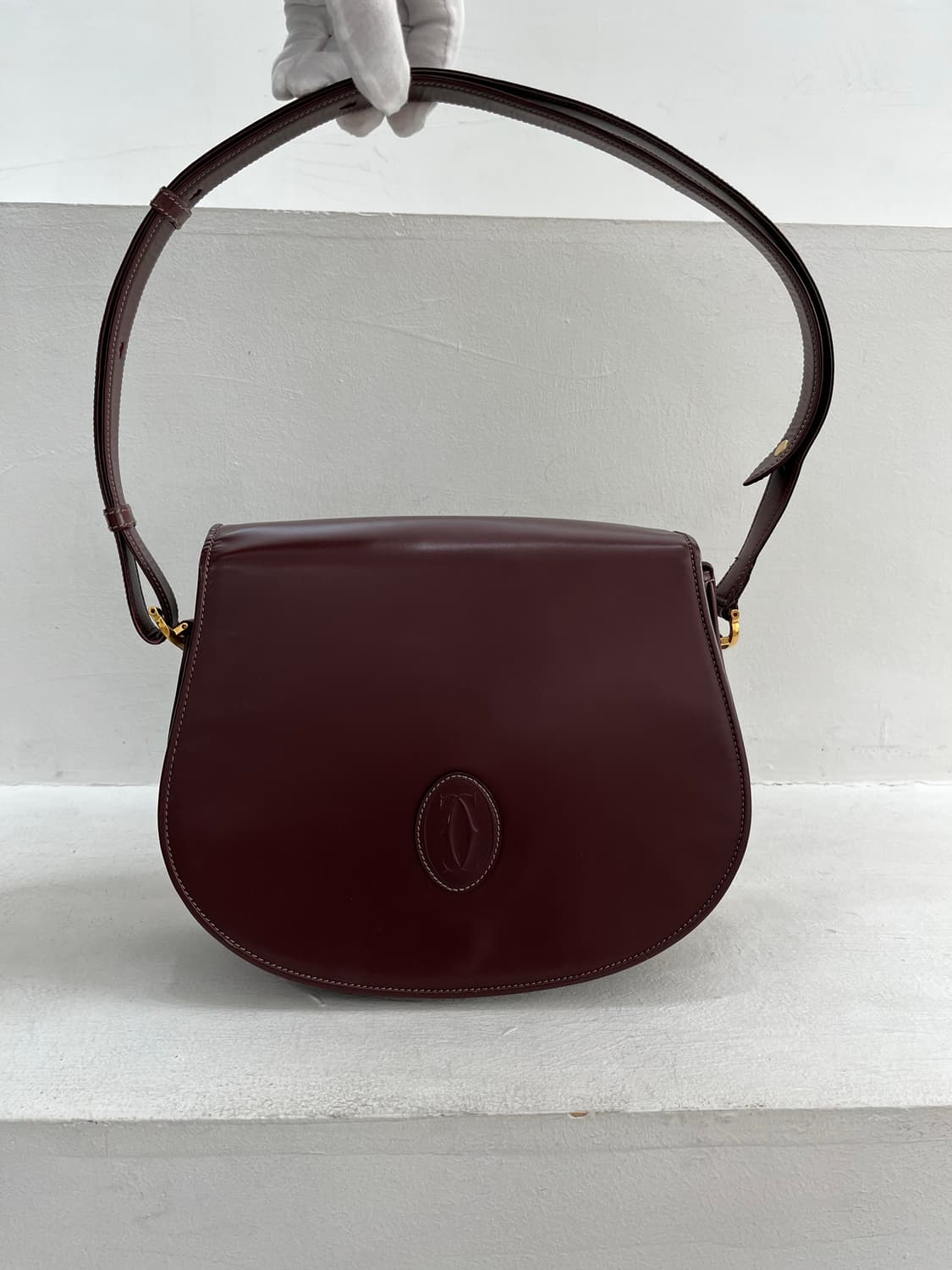 까르띠에 루비라인 반달 숄더백 버건디 상품이미지1