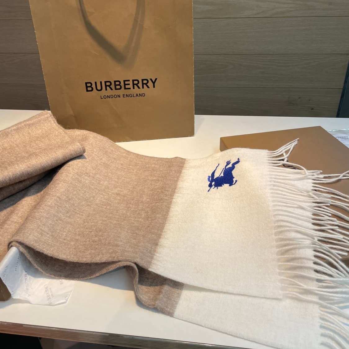 버버리 리버서블 스카프 100% 램스울
 상품이미지4