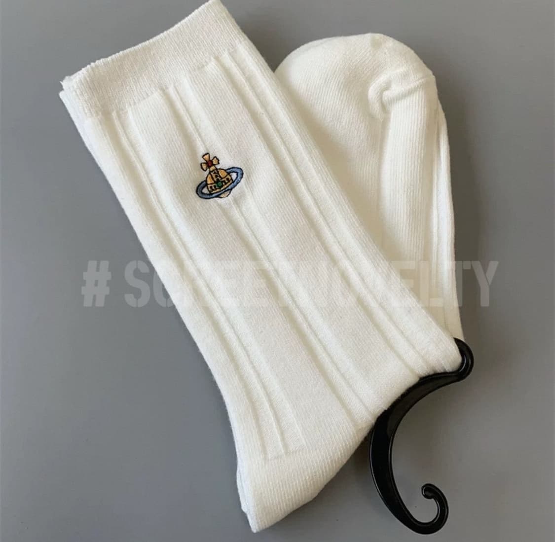 비비안 웨스트우드 원포인트 ORBㄹ 리브 크루 양말 상품이미지3