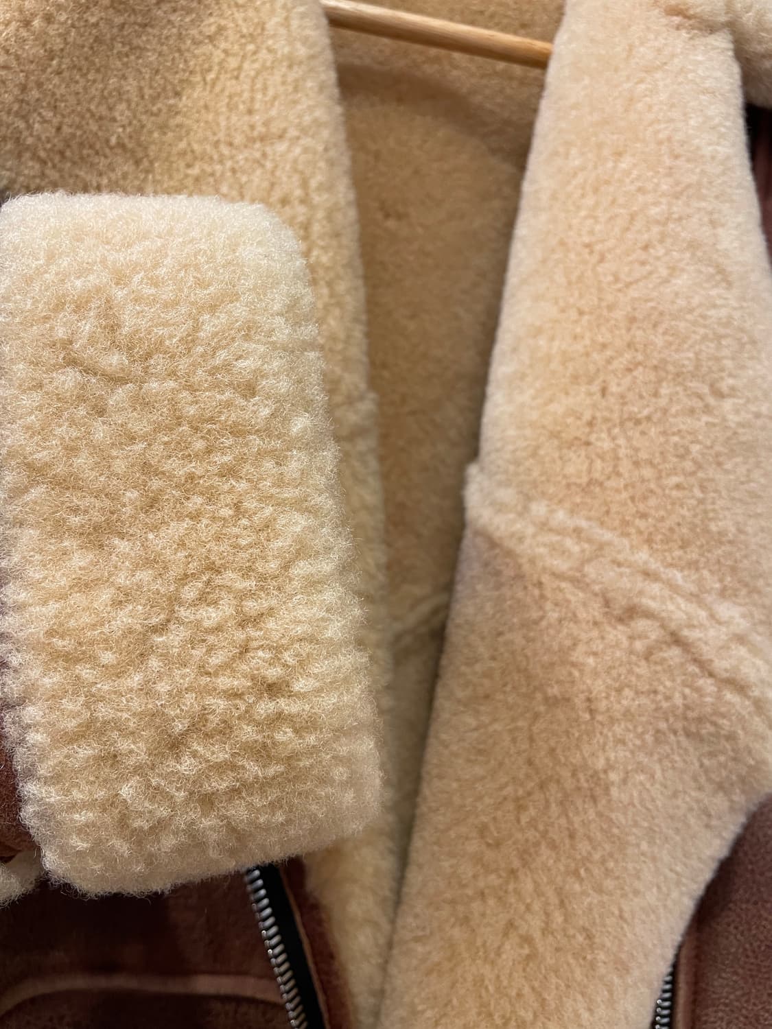 산드로 양모 무스탕 자켓 55-66사이즈 상품이미지5