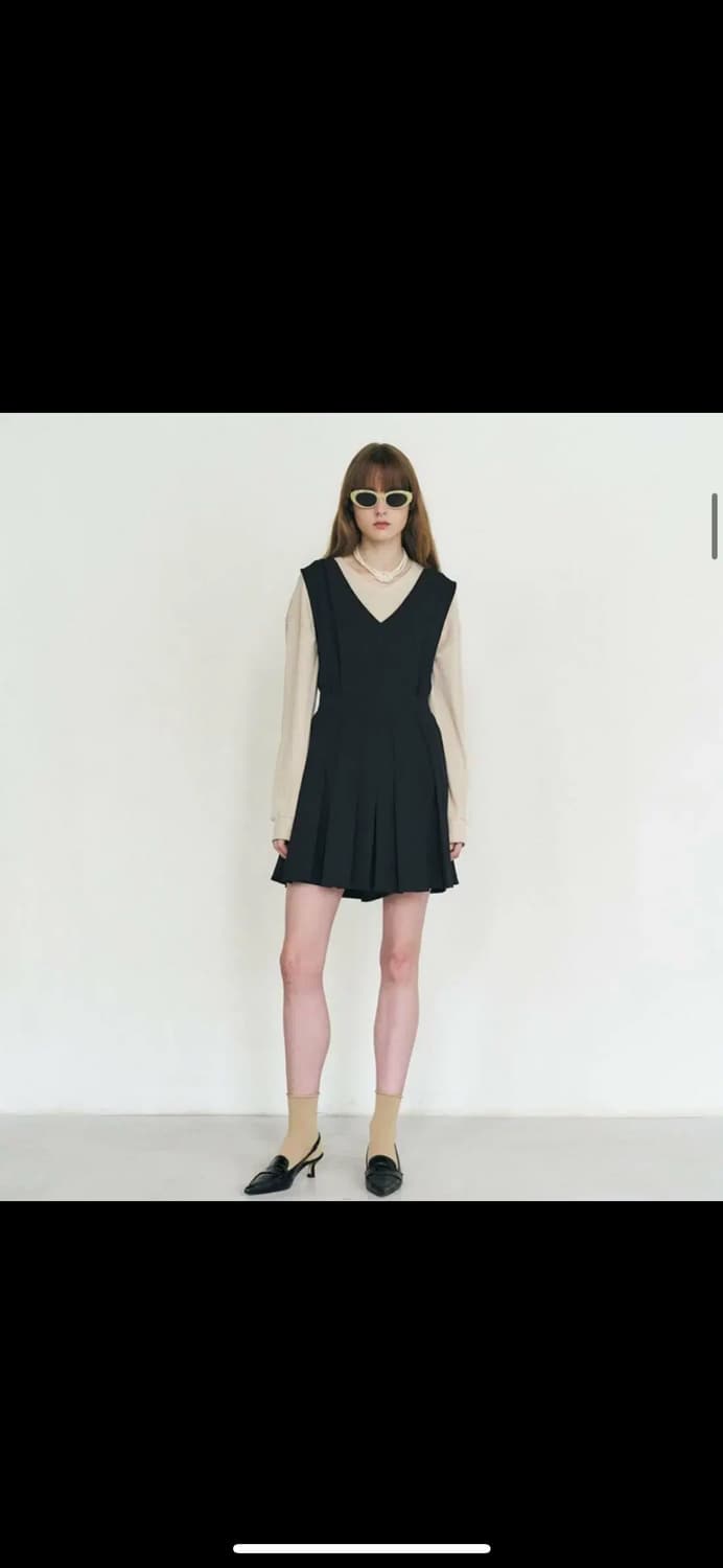 마론에디션 블랙 플리츠 오버롤 fall ver. 상품이미지1