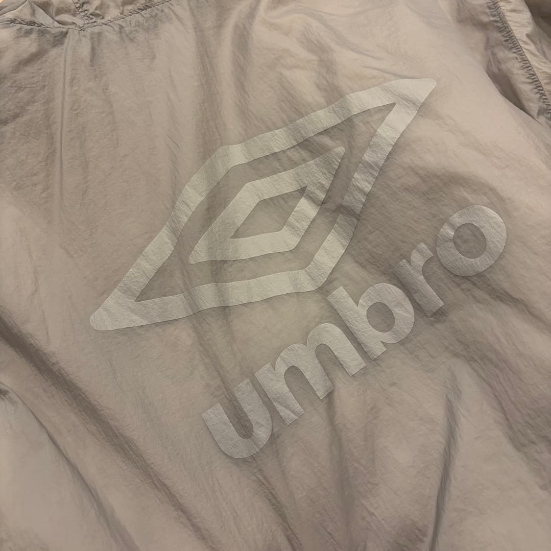 [100] 엄브로 경량 패딩 후드 점퍼 그레이 B605 상품이미지10