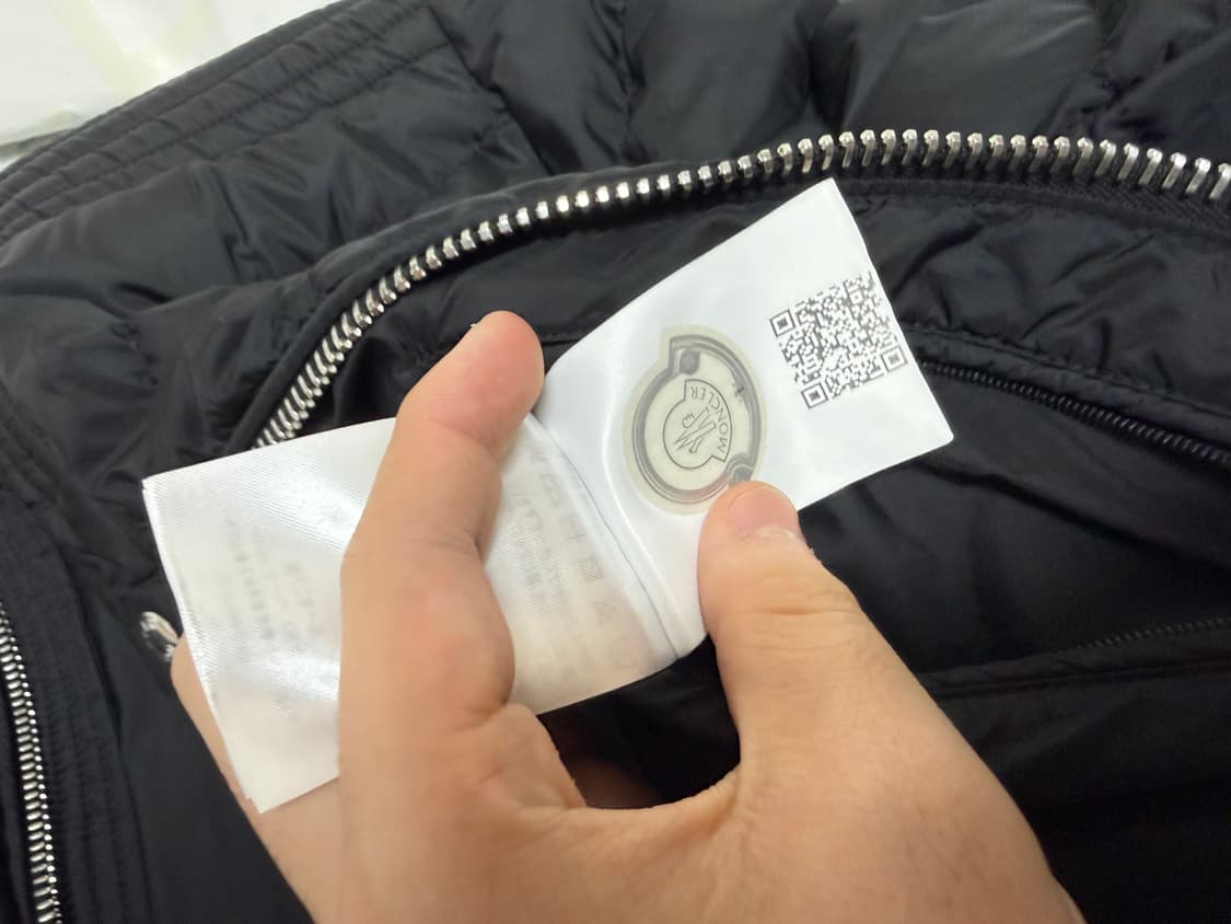 몽클레어 아미오 패딩 4사이즈 풀박스 상품이미지7