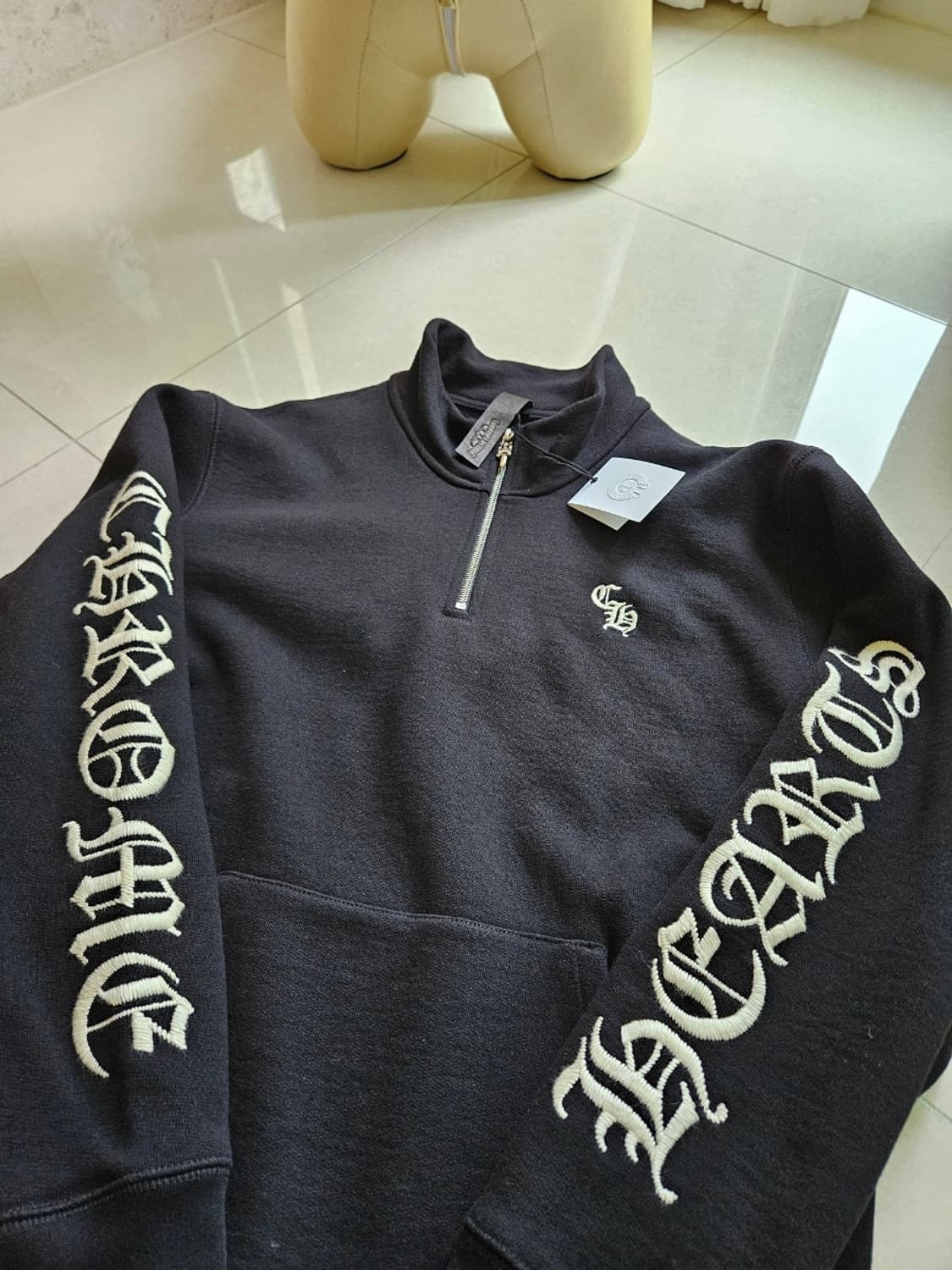 크롬하츠 vic 슬로라이드 자수 하프 집업 M 판매 상품이미지1