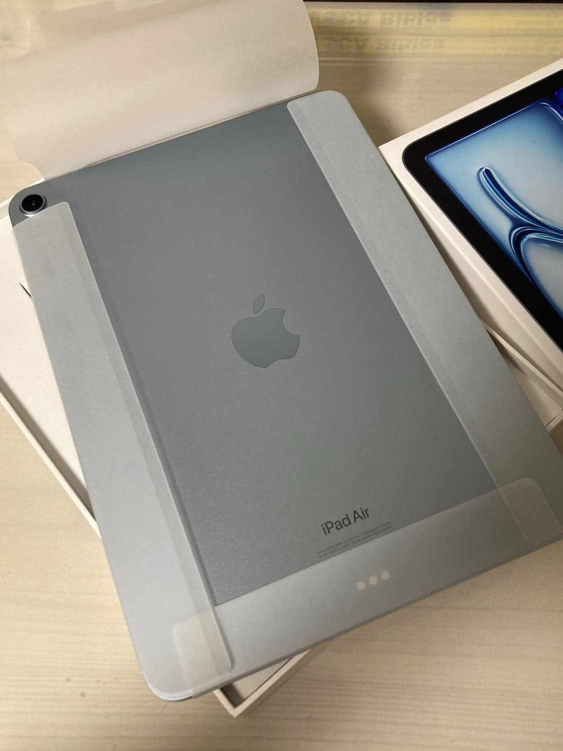 아이패드 에어 11 M2 블루 128기가 새상품 상품이미지1