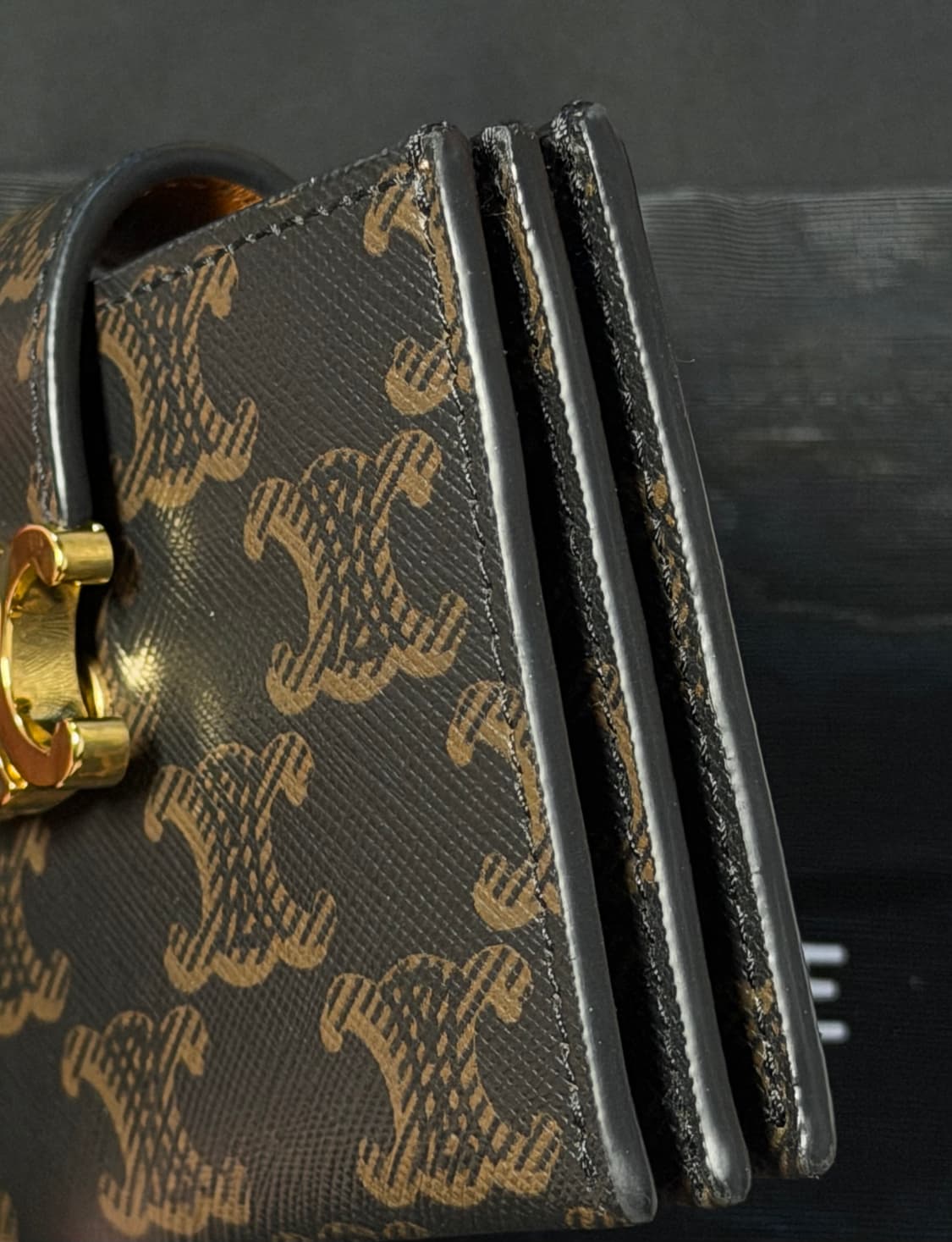 셀린느 트리옹프 아코디언 지갑 상품이미지5