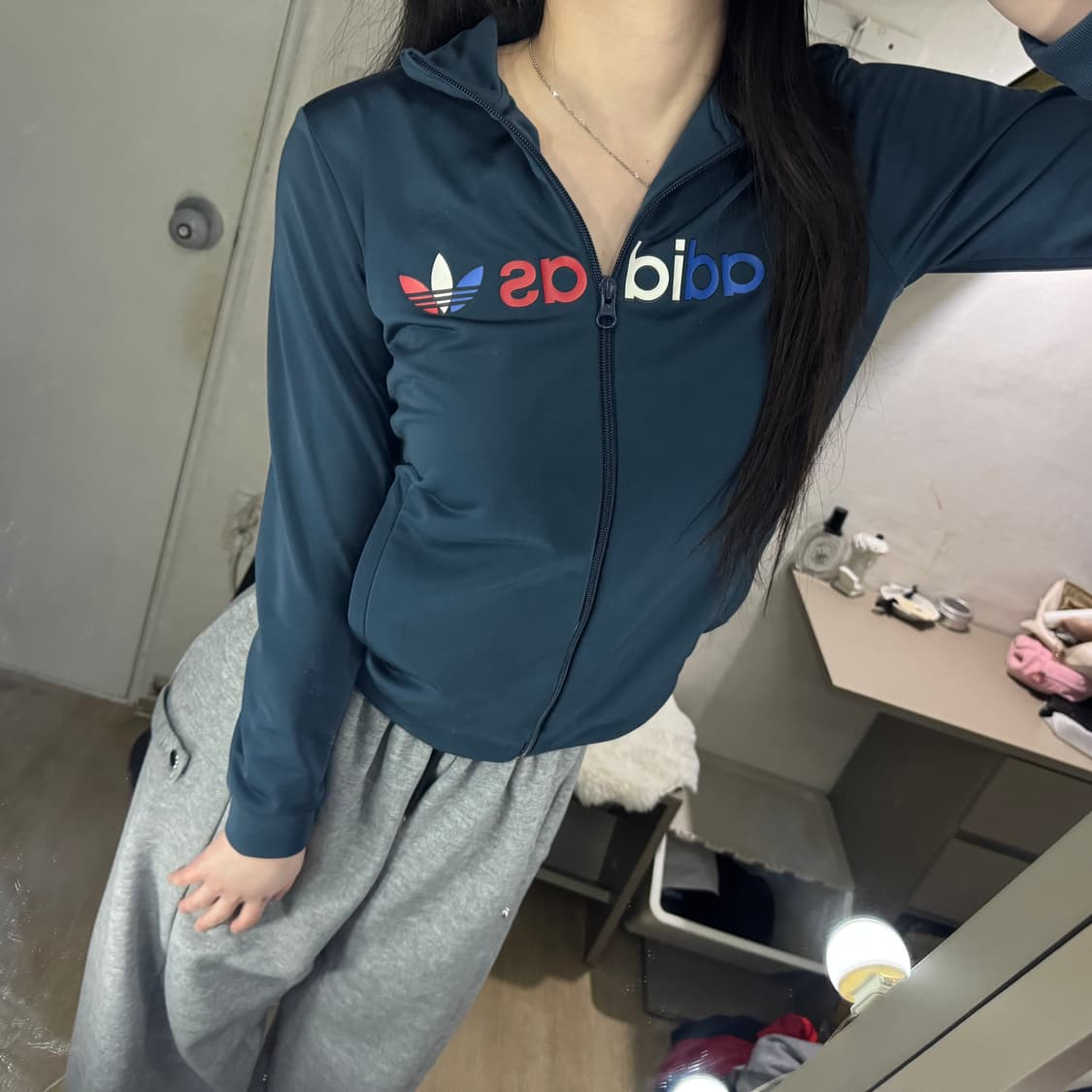 아디다스 파이어버드 영어 배색 로고 져지 ❤️🤍💙 상품이미지1