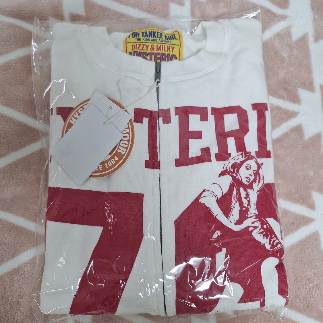 [새상품] 제니착용 히스테릭 글래머 히스테릭 76 오버사이즈 점퍼 화이트 상품이미지1