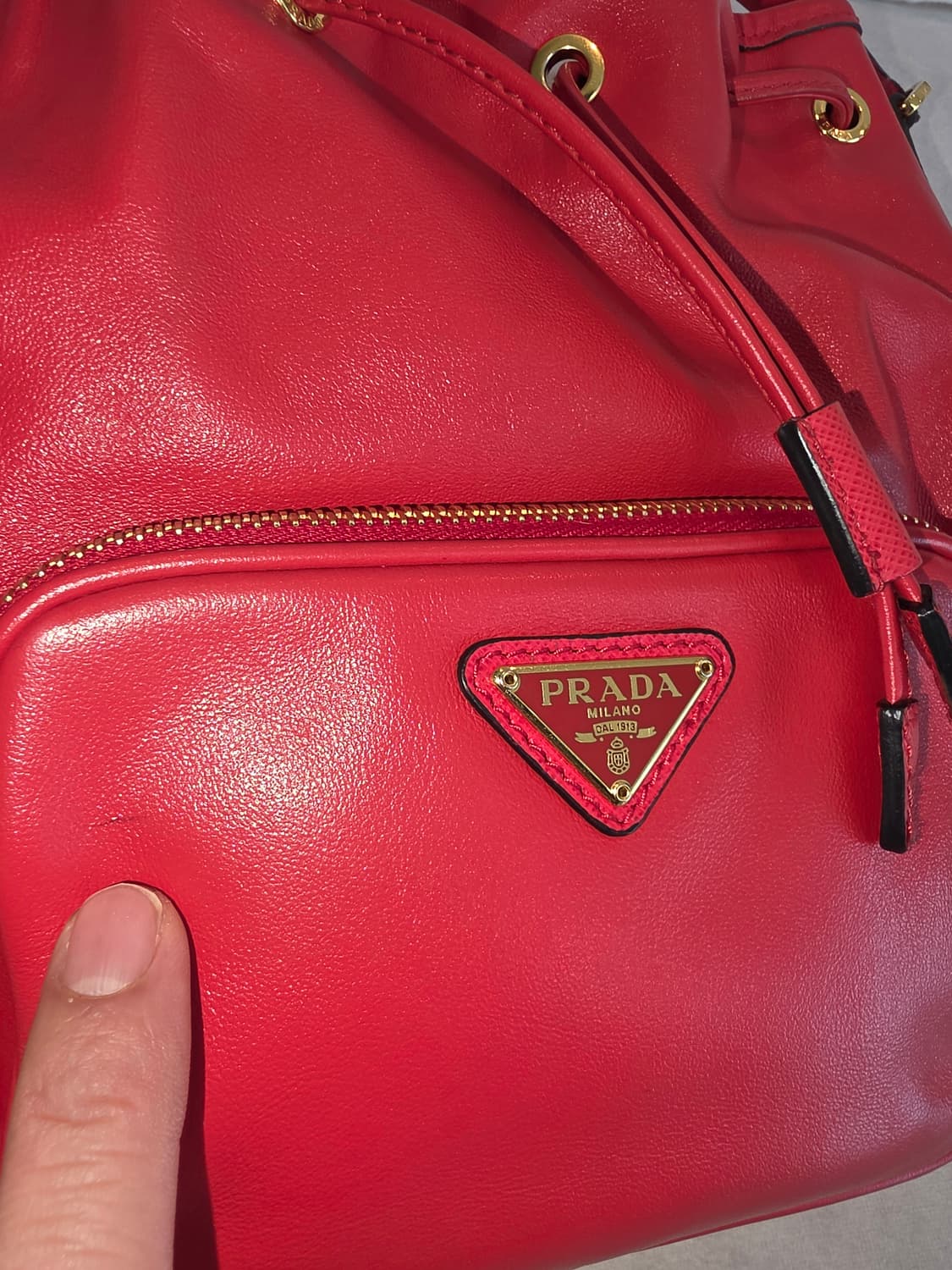 프라다 듀엣 레더 버킷백 크로스백 레드 상품이미지9