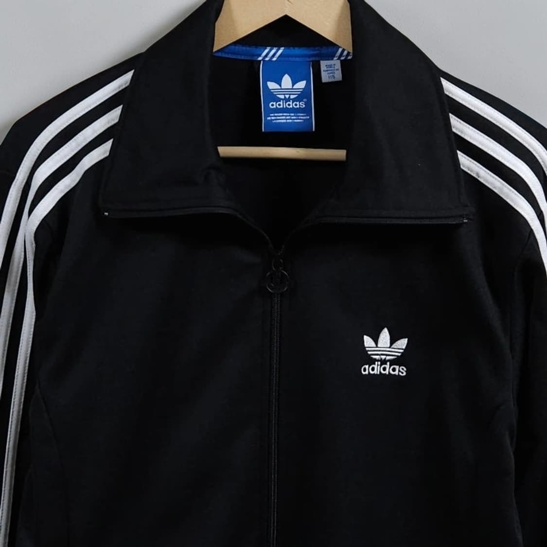 105 Adidas 아디다스 유로파 삼선 트랙탑 져지 블랙 상품이미지2