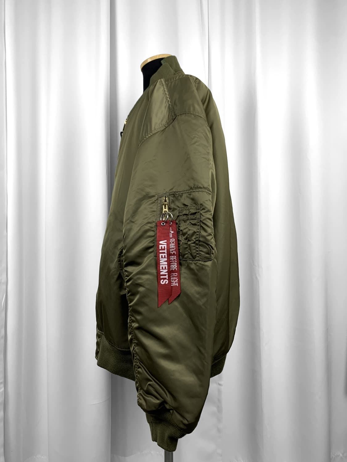 베트멍 리버시블 봄버 카키 올리브 s 상품이미지1