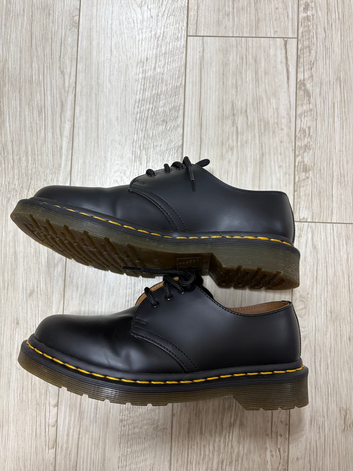 닥터마틴 1461 3홀 스무스 240 상품이미지2
