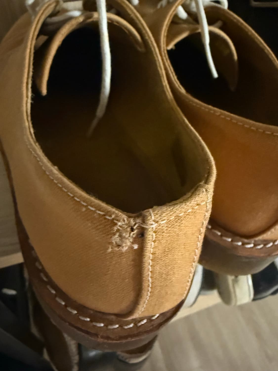 닥터마틴 캔버스 더비 270 판매합니다. 상품이미지3