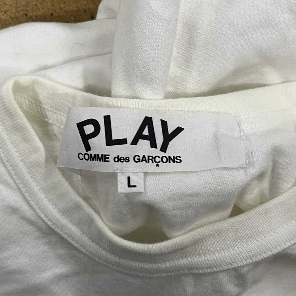 꼼데가르송 화이트 반팔티셔츠 상품이미지4