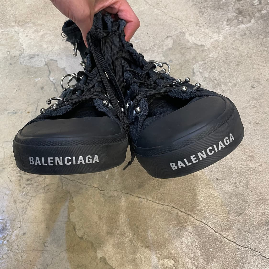 발렌시아가 파리 피어싱 스니커즈 상품이미지7