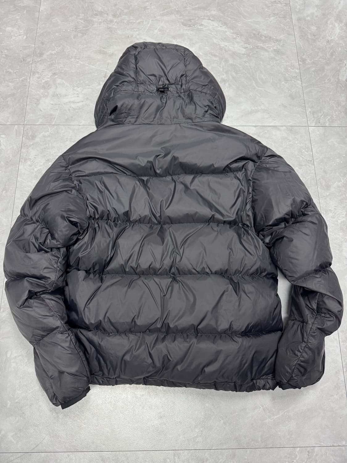 아웃스탠딩 덕다운 상품이미지2