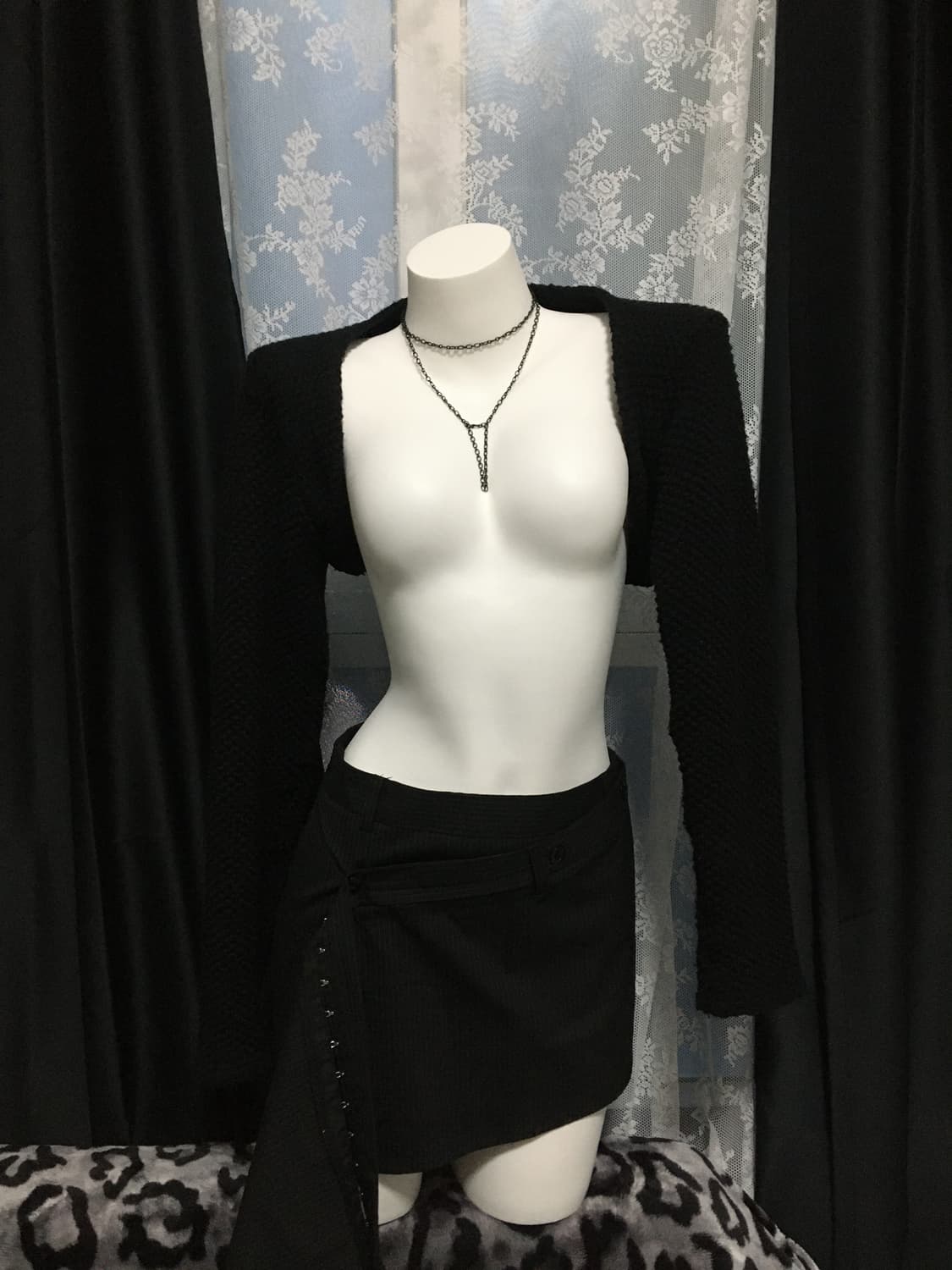 BOHEMSEO UNBALANCED DRAPE MINI SKIRT 상품이미지1