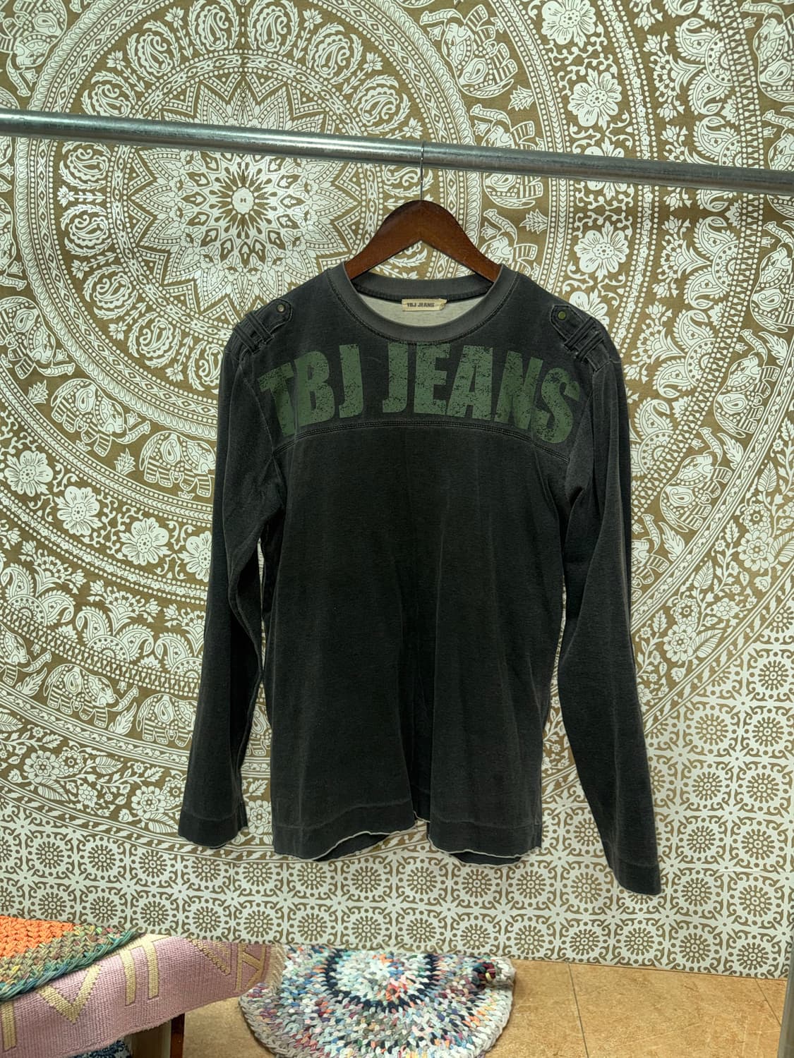 TBJ 빈티지 피그먼트 프린팅 롱슬리브  상품이미지2