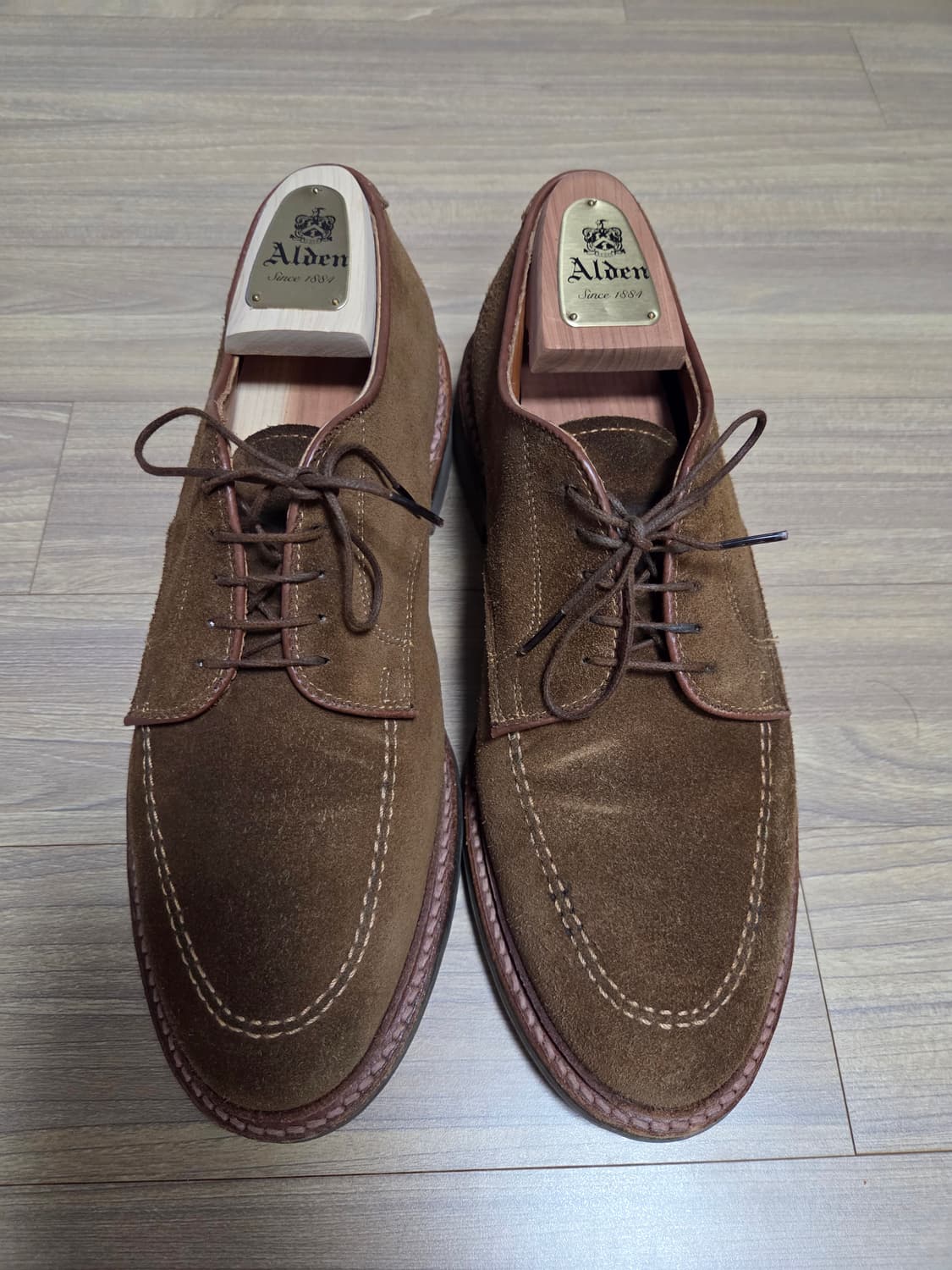 알든 702 9D 사이즈 판매 상품이미지1