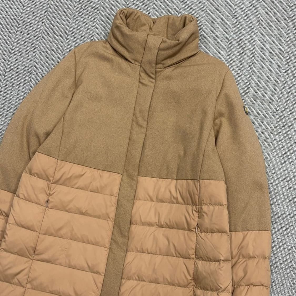 EVEX by KRIZIA 하이넥 다운코트 v1537 상품이미지3