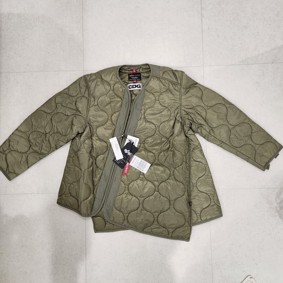 꼼데가르송 CDG × 알파인더스트리 바이어스 라이너 재킷 카키 XL 상품이미지1