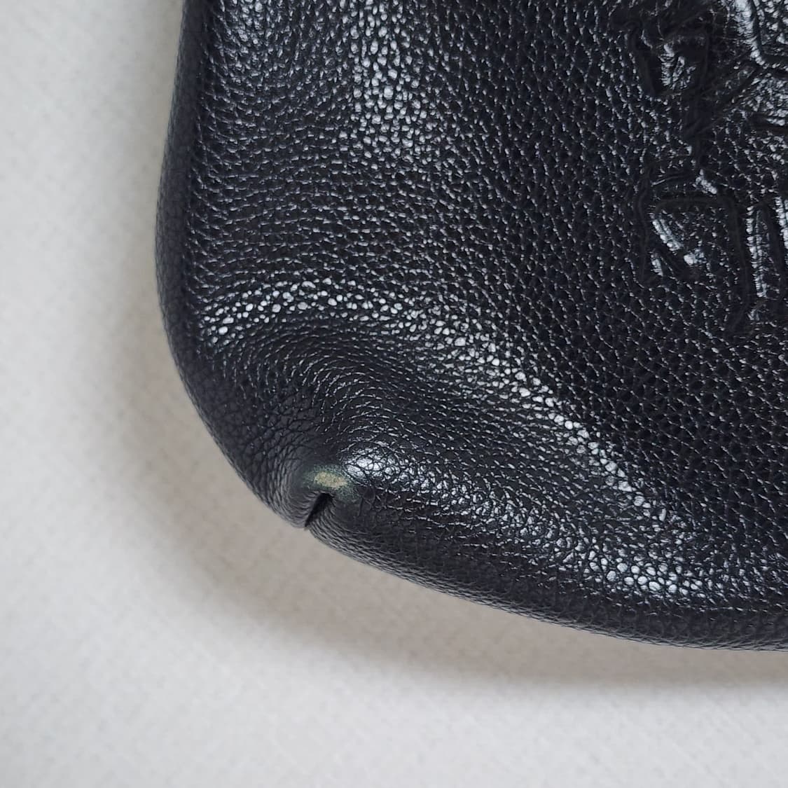 코치 페블 레더 찰리백 가방
[정품] 상품이미지4