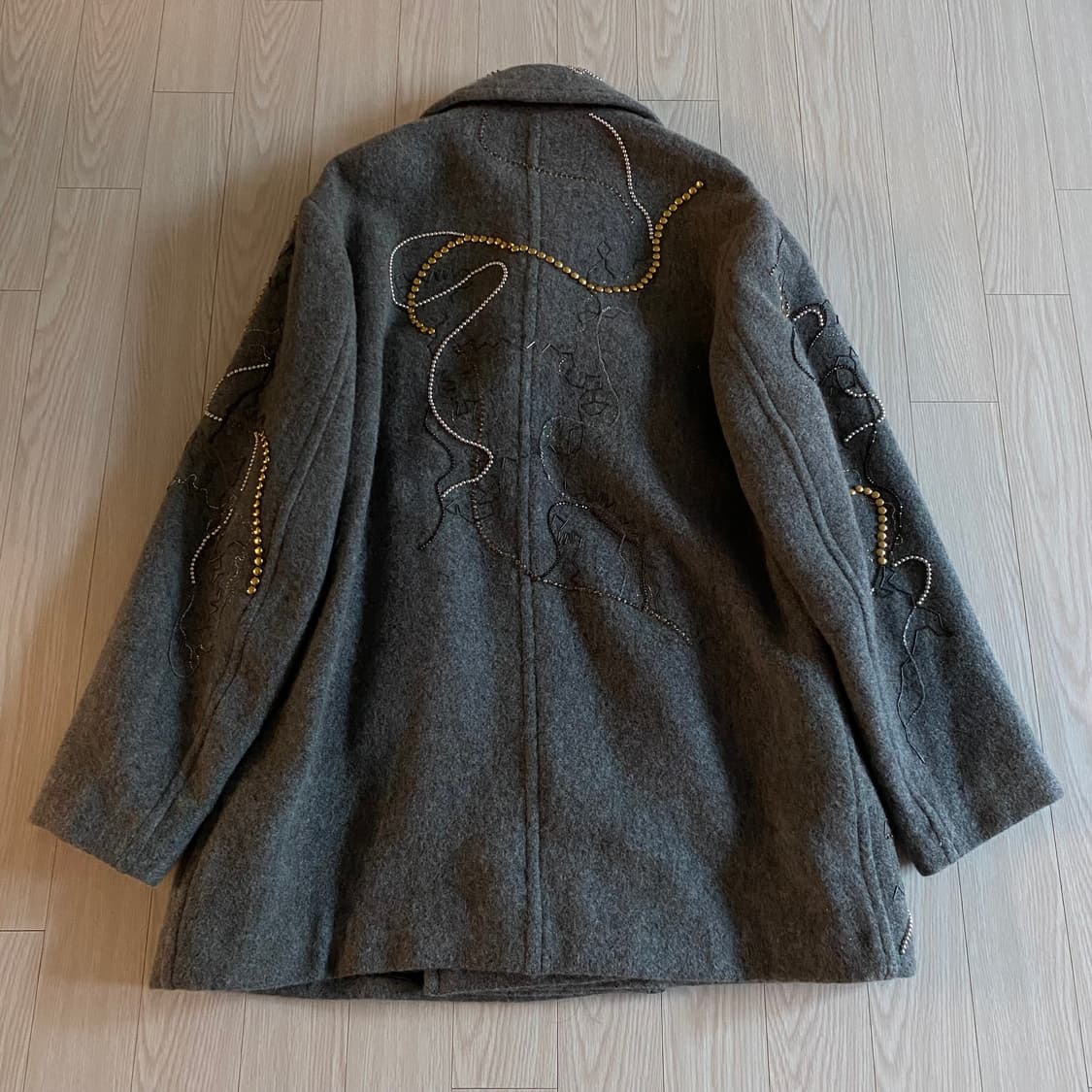 [XL] 드리스 반 노튼 23FW Raven EMB 핸드메이드 코트 상품이미지2