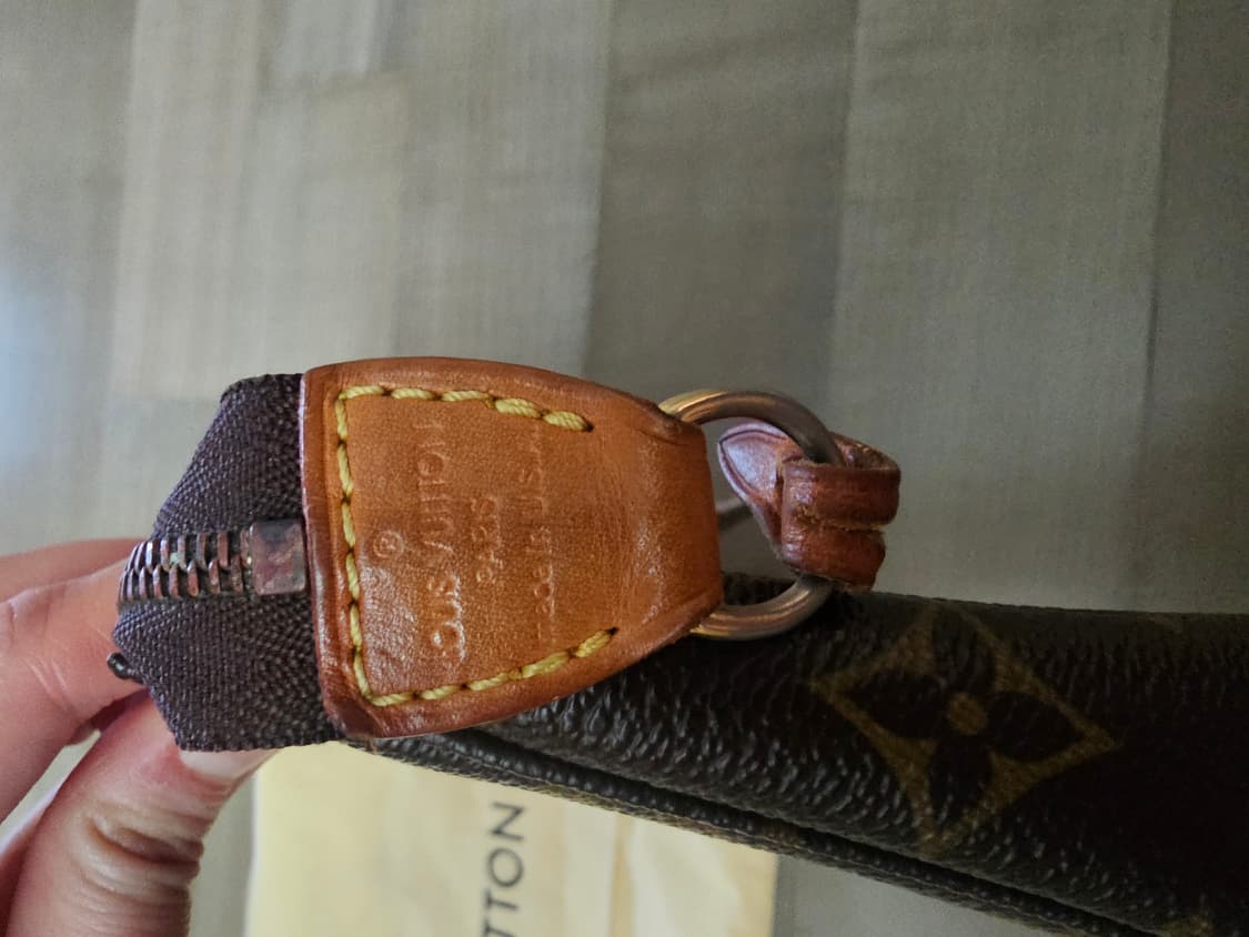 정품) 루이비통 포치 모노그램 파우치백 미니백 가방 (연장고리 포함) 상품이미지5