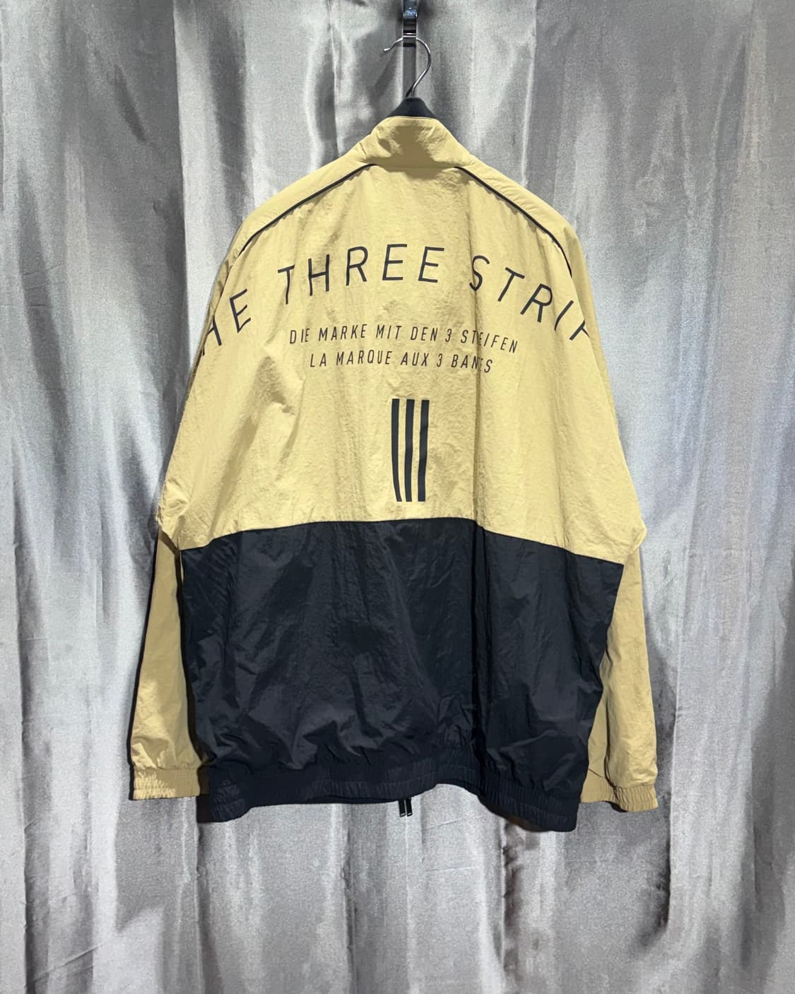 L 아디다스 삼선로고 베이지 배색 나일론 자켓 상품이미지4