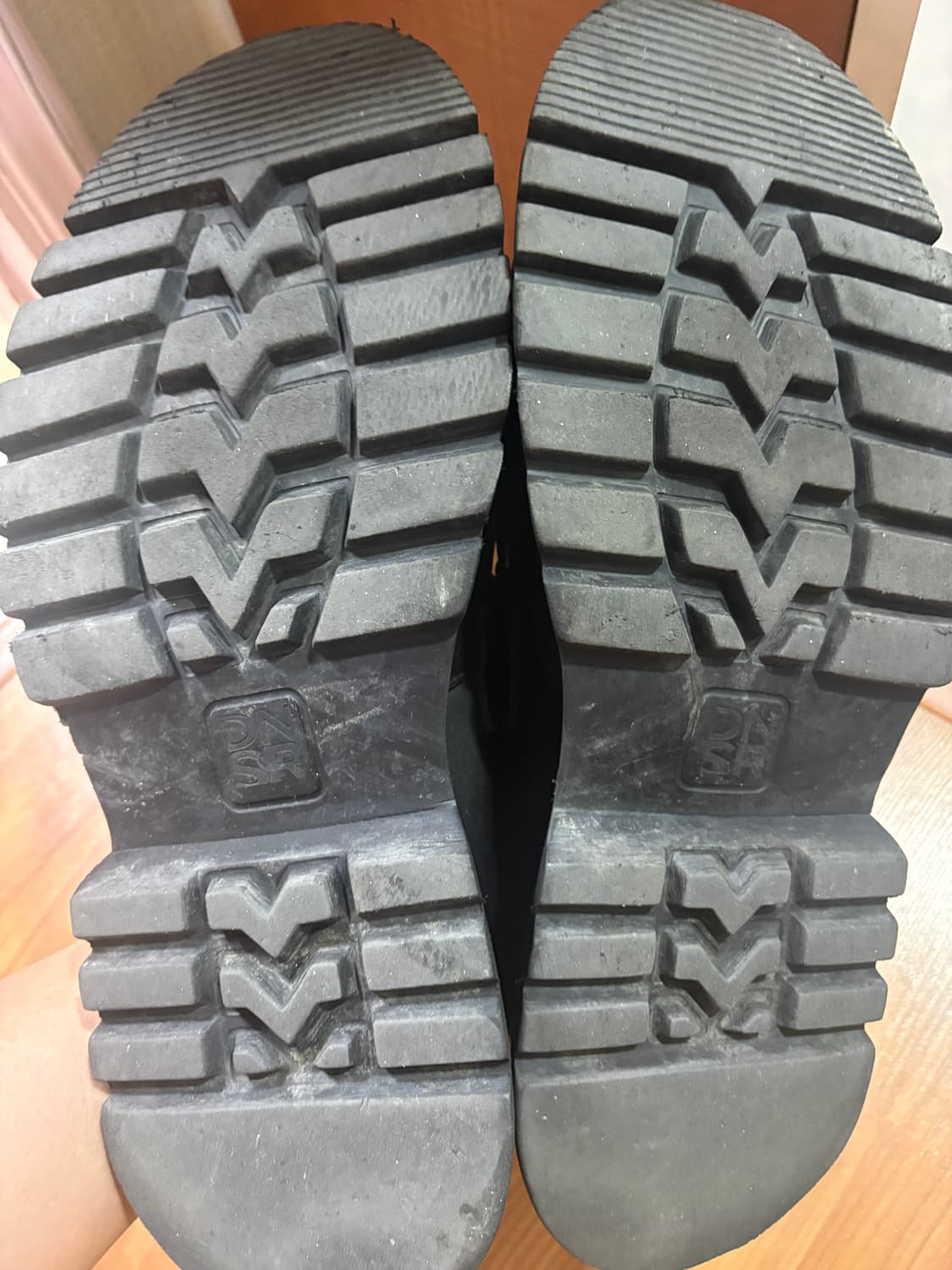 dnsr 맘모스 홀스레더 로퍼 블랙 280 상품이미지3