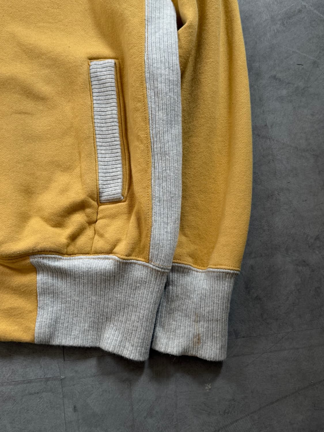 Toys McCoy 토이즈 맥코이 옐로우 스웻 집업 상품이미지9