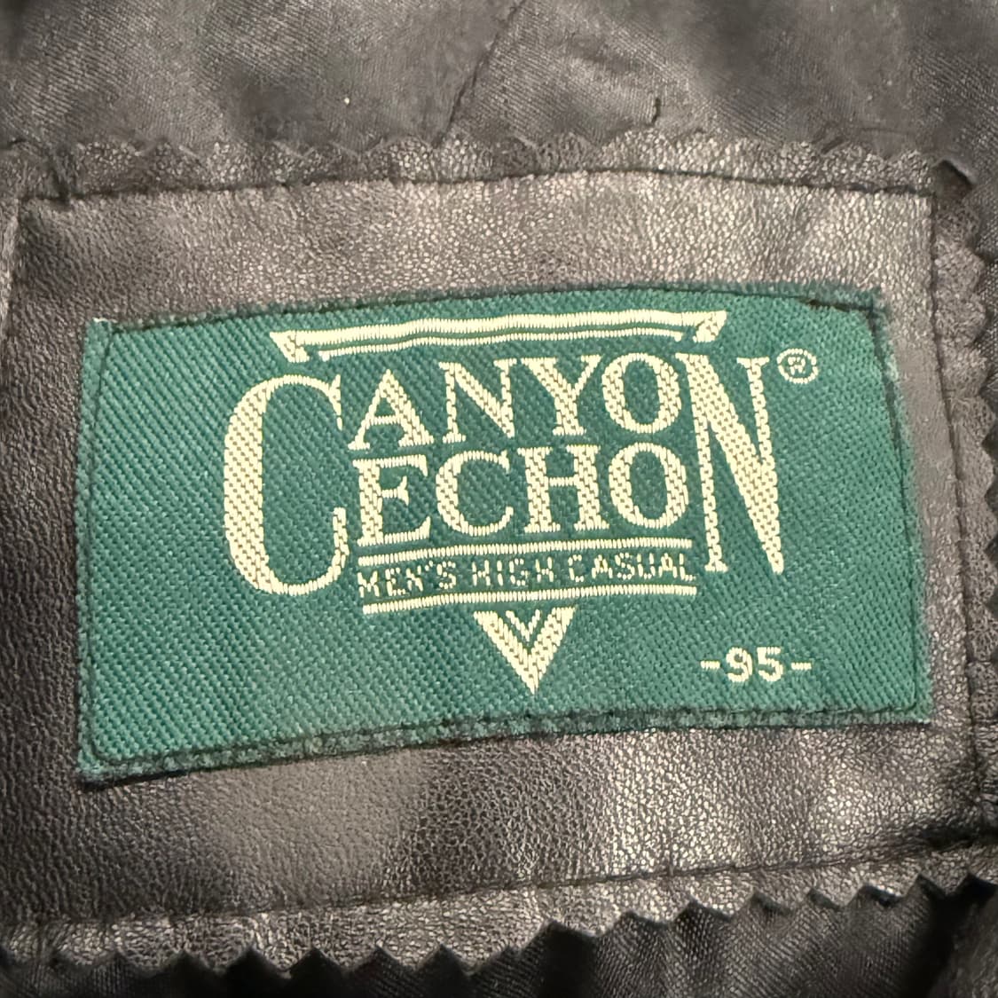 [정품/95] canyon echo 블랙 가죽 자켓 b10 상품이미지5