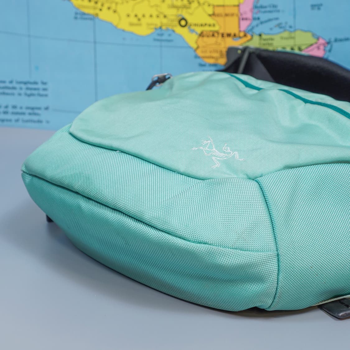 아크테릭스 미스트랄 8 크로스백 상품이미지9