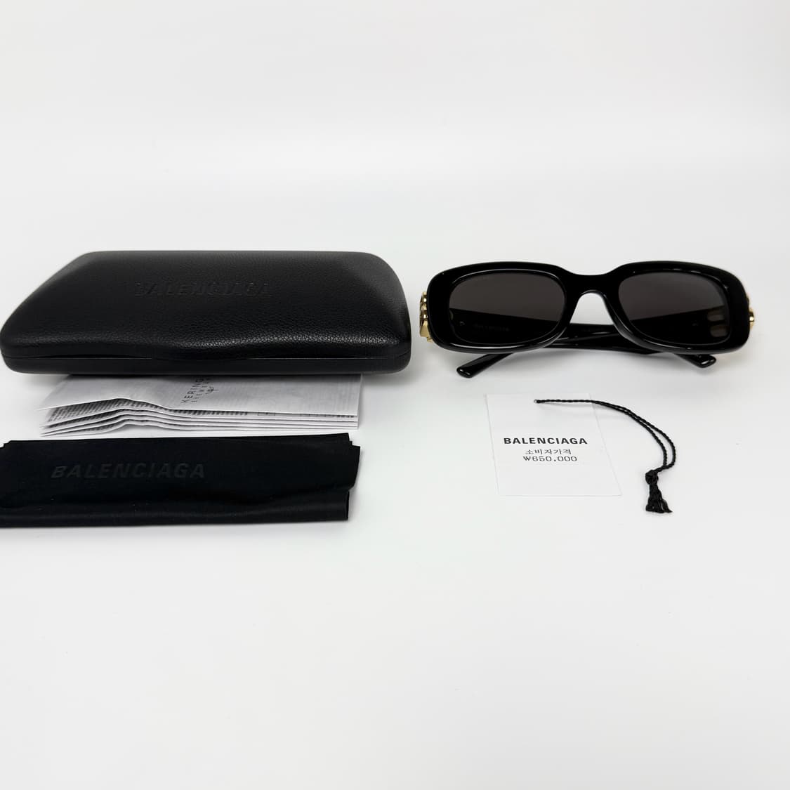 발렌시아가 BB 로고 선글라스 BB0310SK-001 상품이미지2