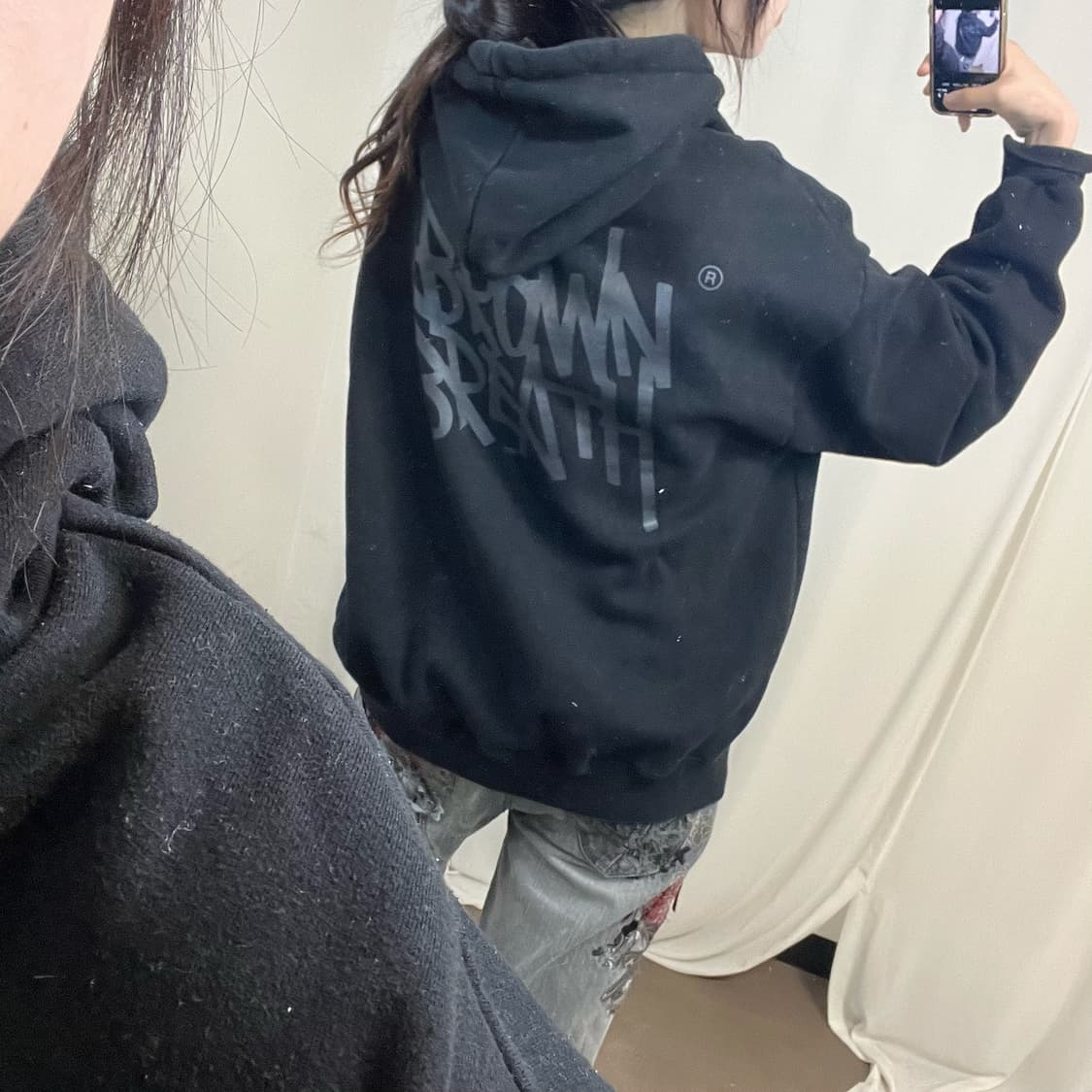 Brown Breath black hoodie 상품이미지3