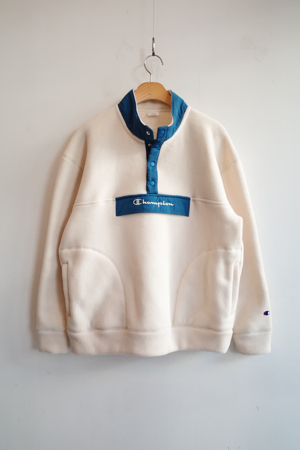 Champion 챔피온 빅로고 플리스 풀오버 상품이미지1