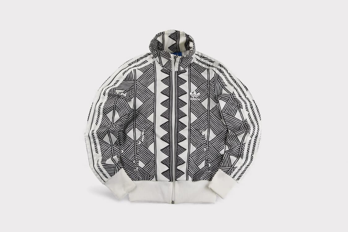 [여성 M] 아디다스 파이어버드 빅로고 트랙탑 져지 상품이미지1