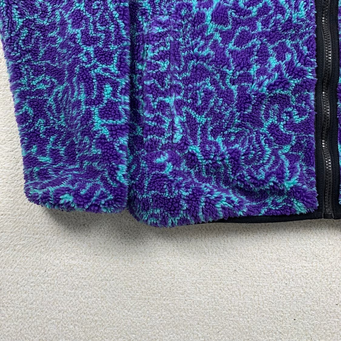 볼컴 VOLCOM 풀패턴 플리스 집업 그래놀라 코어 상품이미지4